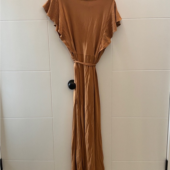 Jumpsuit in camel - Picture 4 of 4